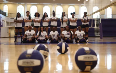 Trinity Volleyball Competes Hard in Road Matches