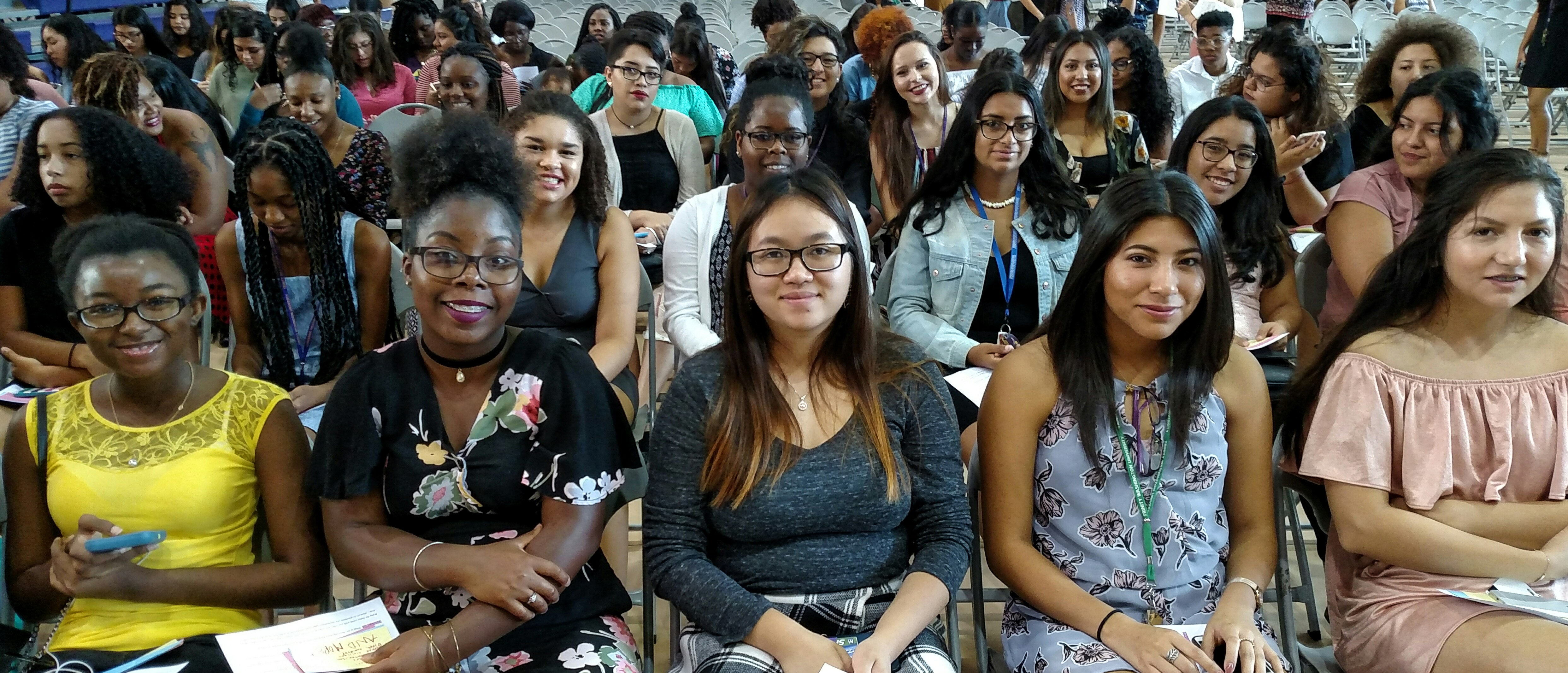 photo of many students at opening convocation